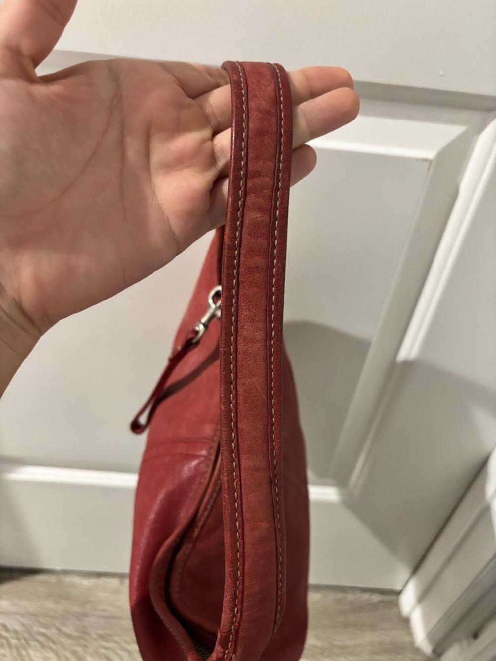 Vintage Coach Ergo 9219 Red Leather Hobo Shoulder Bag Y2K Slouchy Cowhide Purse - Picture 9 of 11